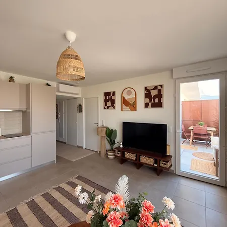 Apartment - Neuf, Equipe